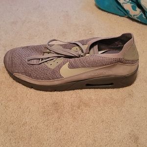 Mens shoes nike